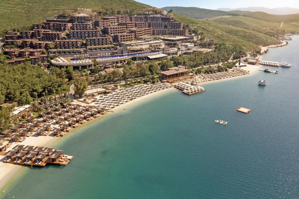 Titanic Luxury Collection Resort Bodrum