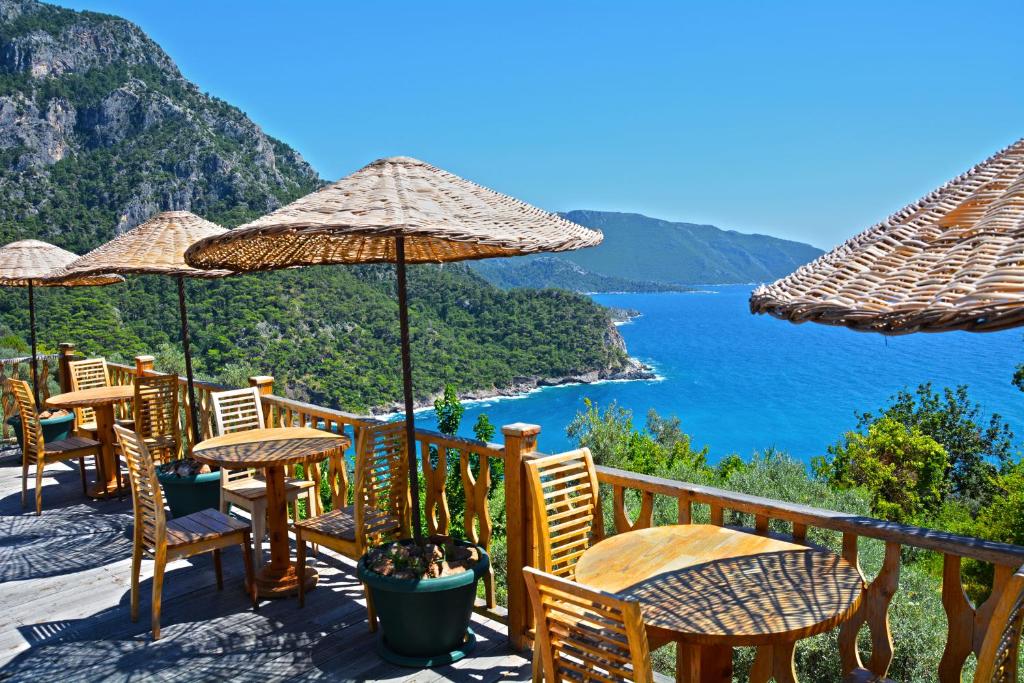 Kabak Armis Huts